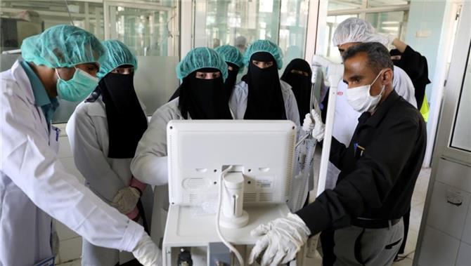 كورونا يخطف عدد من الكوادر الطبية باليمن