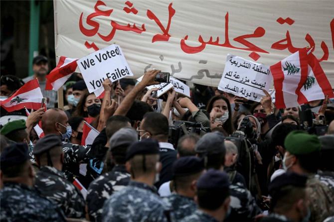 تعديل قانون الانتخابات لا ينهي الانقسام الطائفي في لبنان
