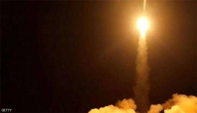 التحالف العربي يعلن عن اعتراض صاروخ باليستي أطلقه الحوثيون صوب جازان