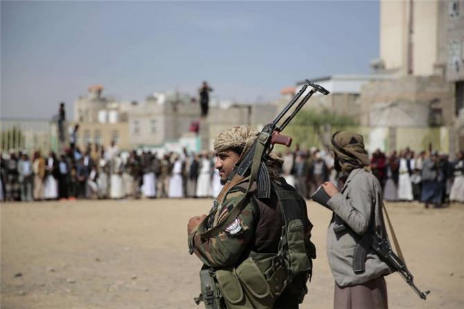 الحوثيون يوظفون ورقة الأسرى مجددا لكسر الضغوط في الساحل الغربي