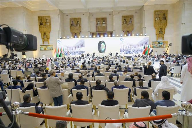 احداث شغب ومشادات في مؤتمر الرياض بين الشماليين والجنوبيين…  