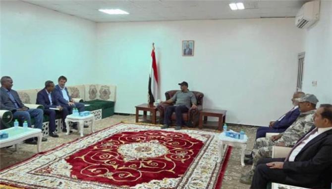 طارق صالح: لا تهاون مع هجمات الحوثي ضد منشآت النفط