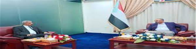 الرئيس الزُبيدي يطمئن على الأوضاع الخدمية والأمنية في لحج