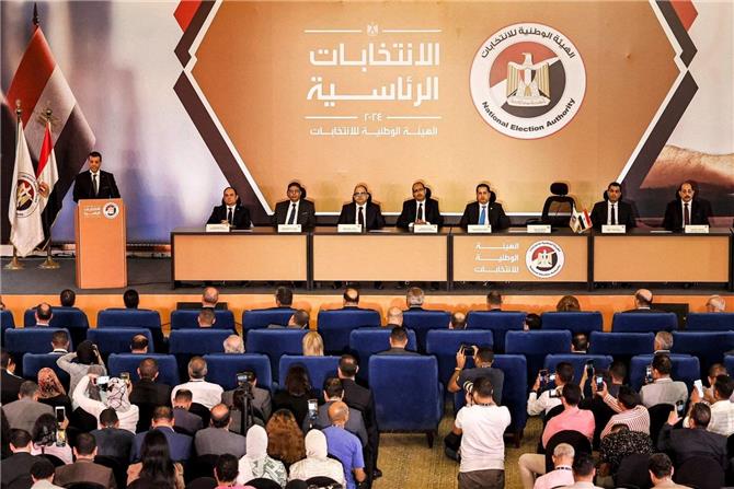 «رئاسية مصر»: جدل حول مدة جمع توكيلات تأييد المرشحين