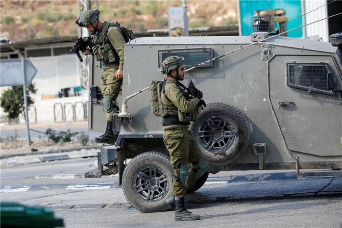 الضفة: حملة اعتقالات للجيش الإسرائيلي طالت 15 فلسطينياً