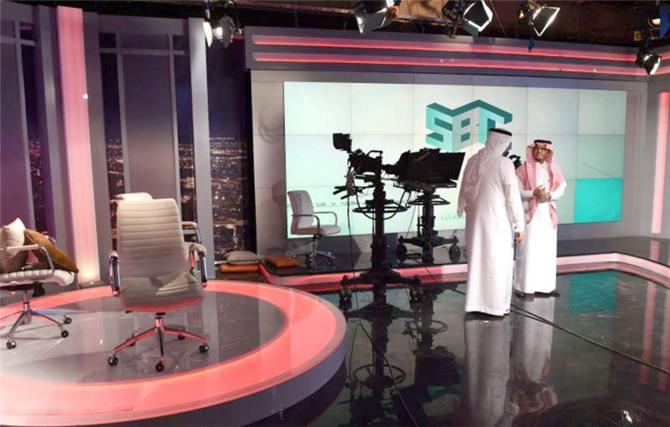 السعودية تخطط للارتقاء بالإعلام وتوفير 140 ألف وظيفة