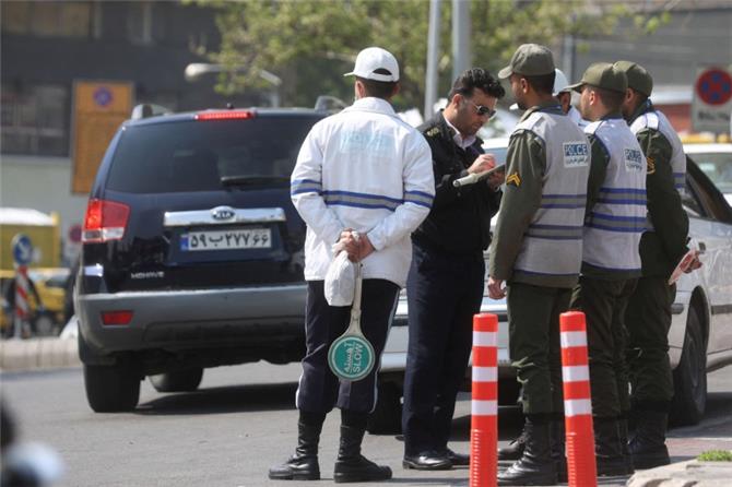 عشرات القتلى في هجومين على مقرات للحرس الثوري الإيراني