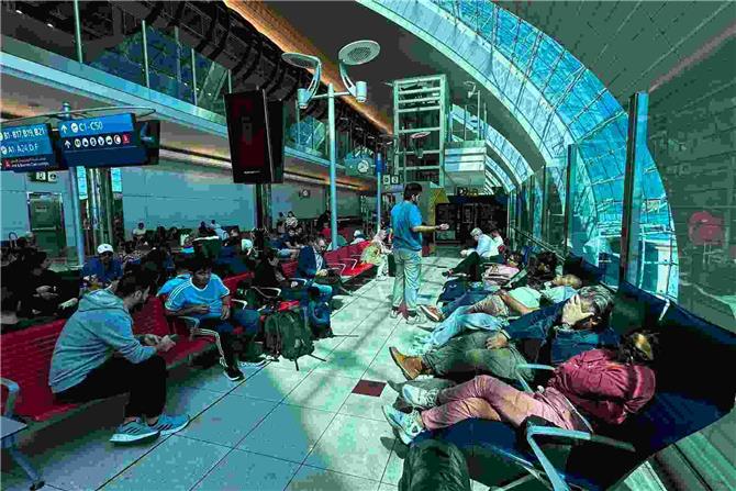 مطار دبي يستأنف حركته خلال 24 ساعة