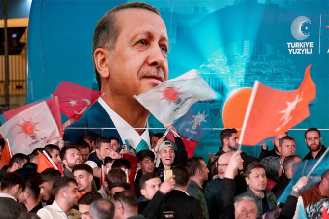 الجاذبية الإسلامية لحزب العدالة والتنمية في تركيا تتراجع