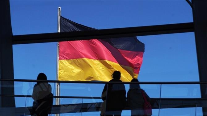 سياسي ألماني يشير إلى نزوح ضخم لرؤوس الأموال من بلاده